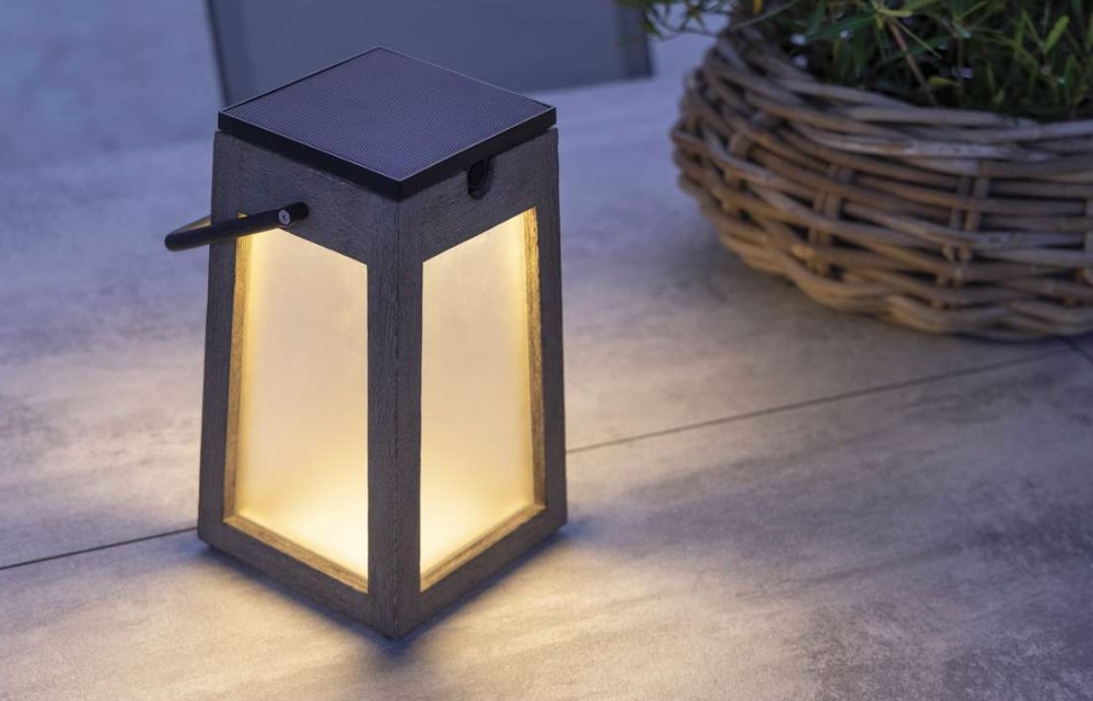 LANTERNE solaire et rechargeable TECK147 en teck, verre dépoli acrylique - LES JARDINS