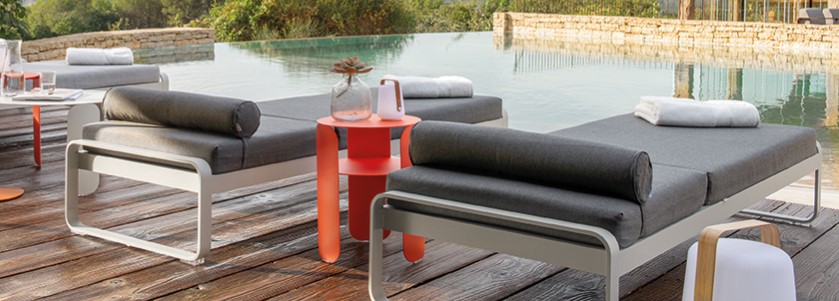 Table d'appoint D35cm - BEBOP - Couleur : Cerise noire - FERMOB