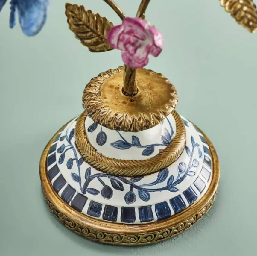 chandelier 4.webp